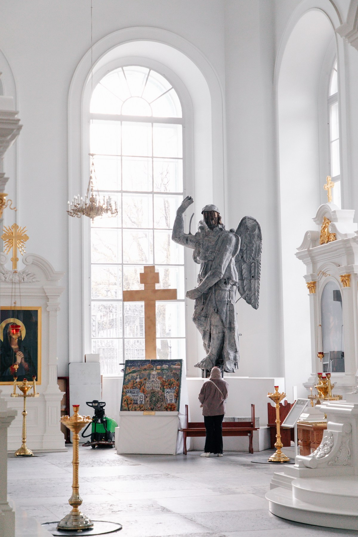 Крещение ребенка в Смольном соборе СПб. Фотограф крещение венчание в Петербурге! Помогает подобрать храм и посоветовал душевного батюшку в СПб