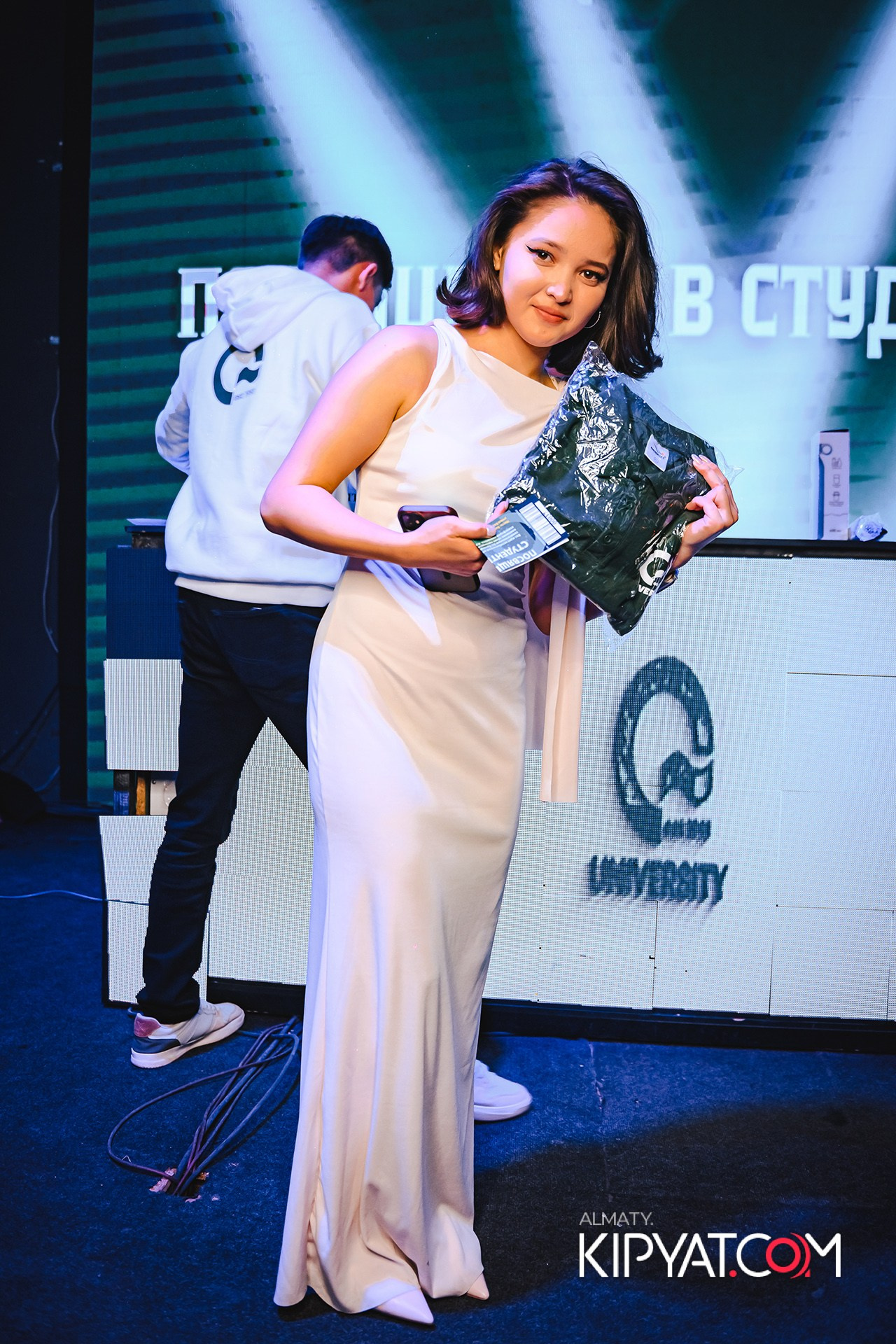 ПОСВЯЩЕНИЕ В СТУДЕНТЫ ''Q'' UNIVERSITY. КИПЯТКОМ АЛМАТЫ!