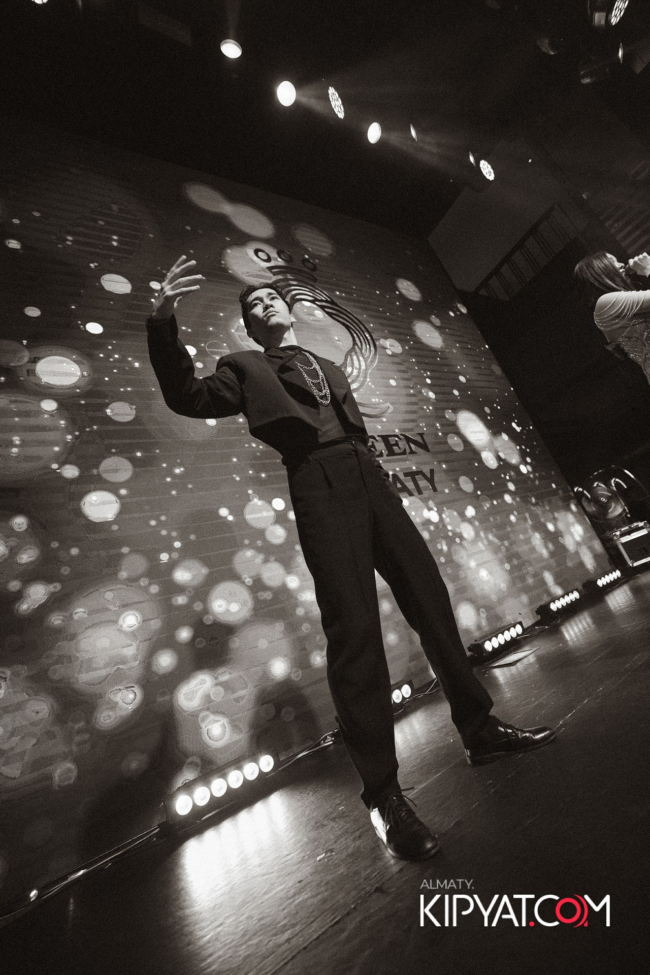 Queen. КИПЯТКОМ АЛМАТЫ!