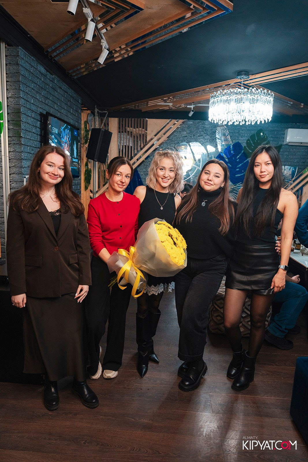 УХО И МЕДВЕДЬ НА ГАГАРИНА. КИПЯТКОМ АЛМАТЫ!