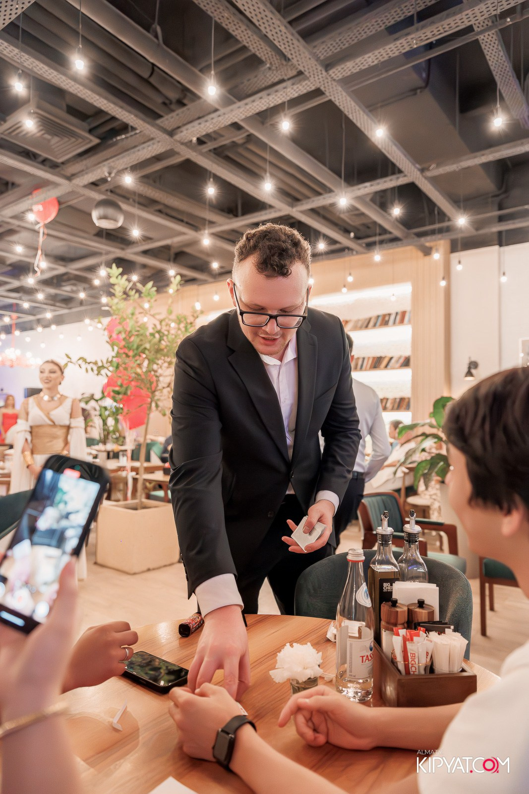 ОФИЦИАЛЬНОЕ ОТКРЫТИЕ РЕСТОРАНА BIG CHEFS. КИПЯТКОМ АЛМАТЫ!