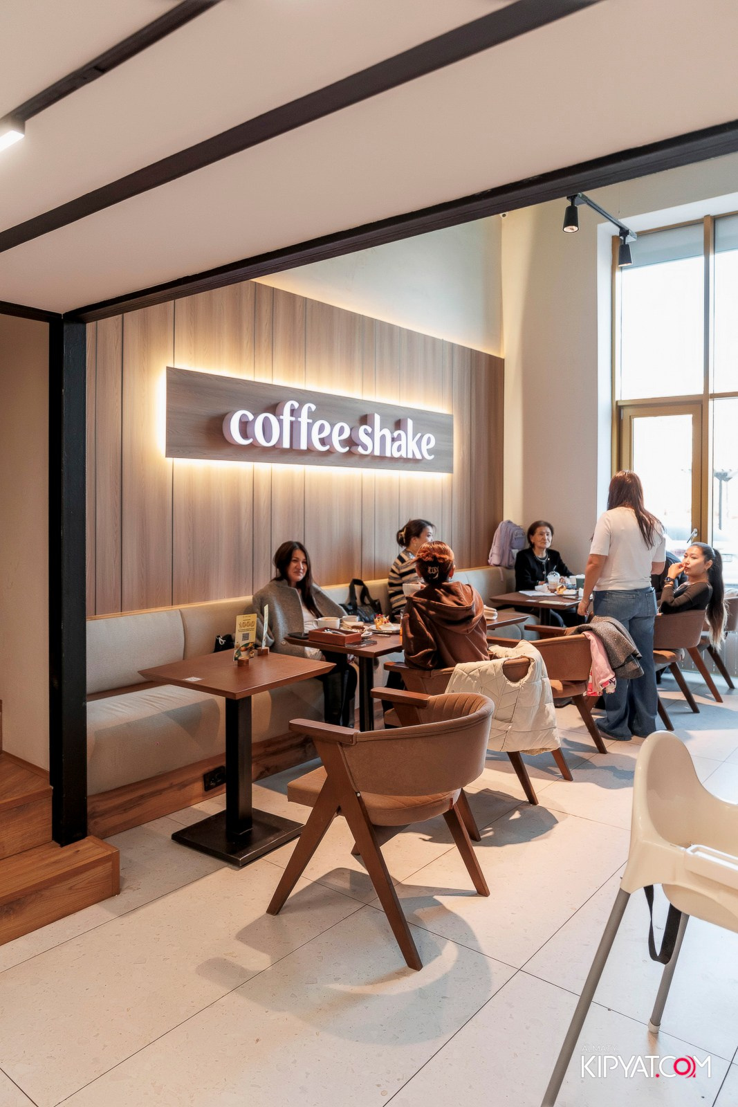 ОТКРЫТИЕ COFFEE SHAKE АСЫЛ ТАС. КИПЯТКОМ АЛМАТЫ!