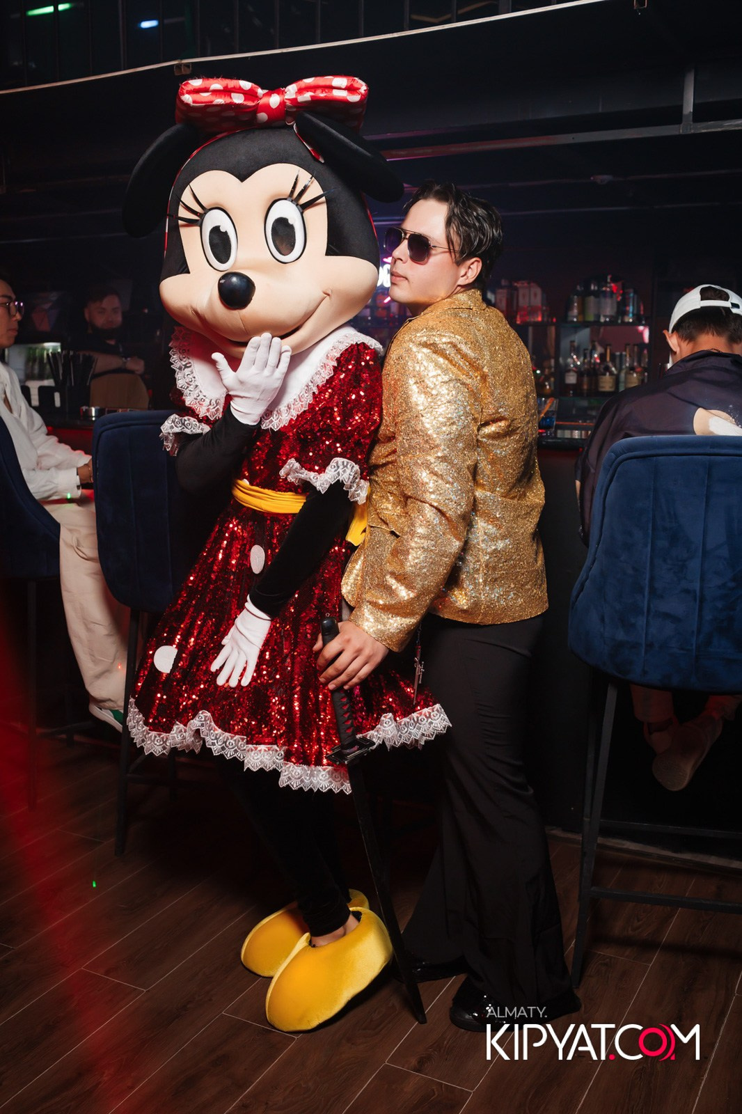 НОЧНОЙ КЛУБ ICON. КИПЯТКОМ АЛМАТЫ!