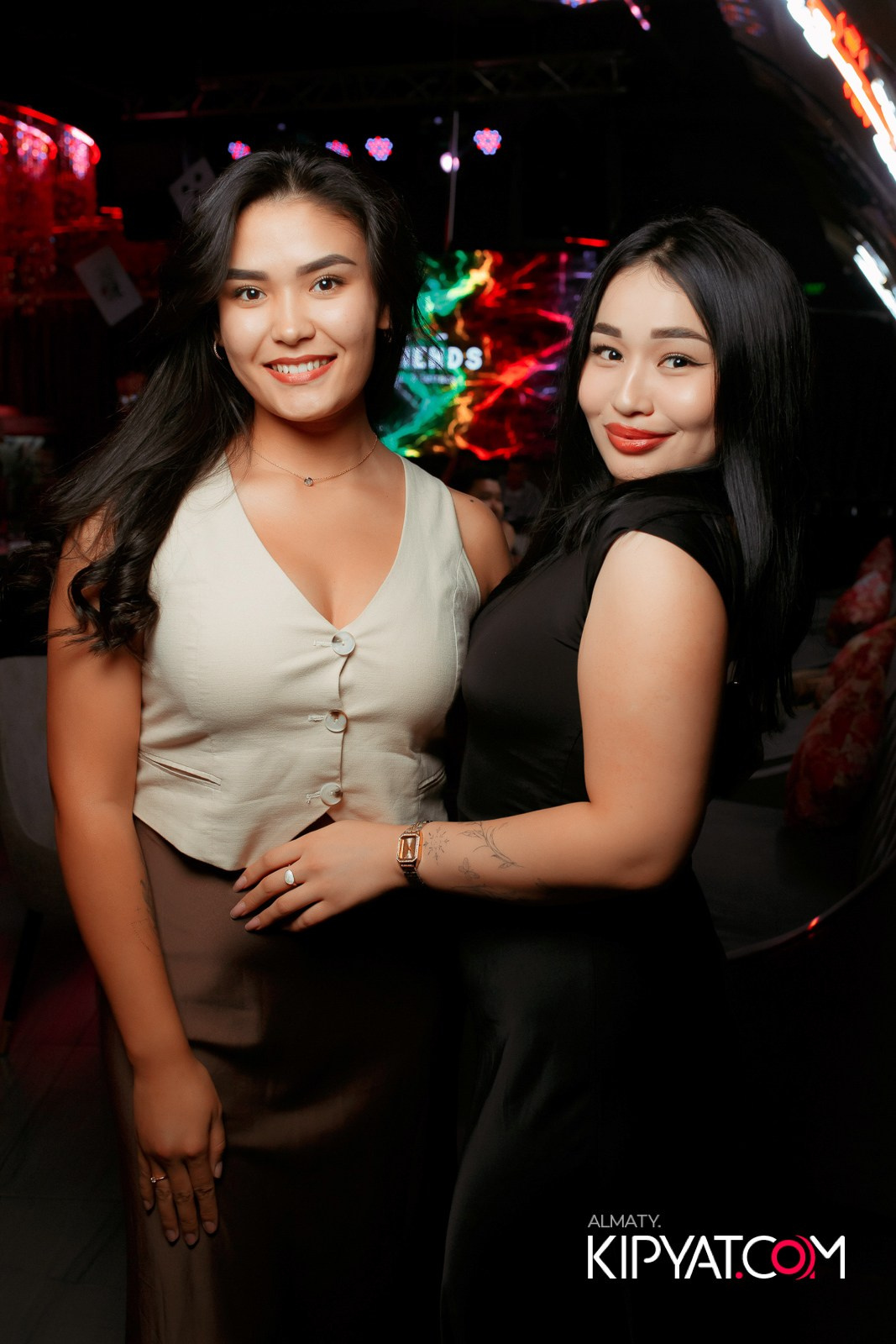 FRIENDS BAR & TERRACE. КИПЯТКОМ АЛМАТЫ!