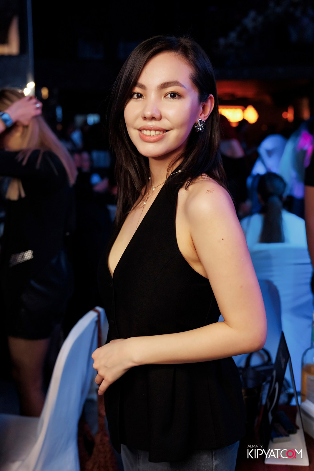 МУЗЫКАЛЬНОЕ ЛОТО В HIT RETRO. КИПЯТКОМ АЛМАТЫ! Фотосъемка мероприятий в Алматы