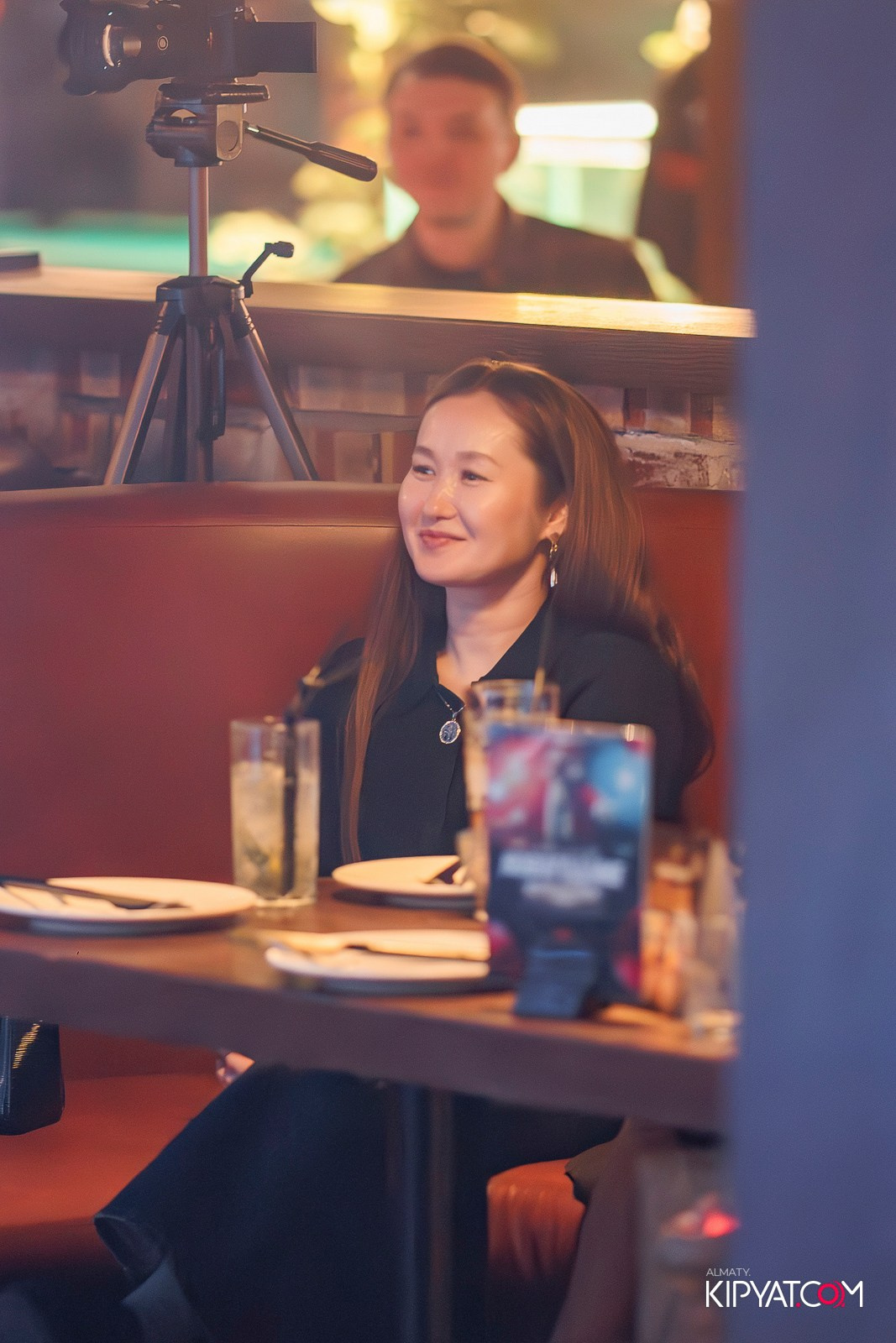 STAND UP КОНЦЕРТ АЛЕКСАНДРА МЕРКУЛЬ. КИПЯТКОМ АЛМАТЫ! Фотосъемка мероприятий в Алматы