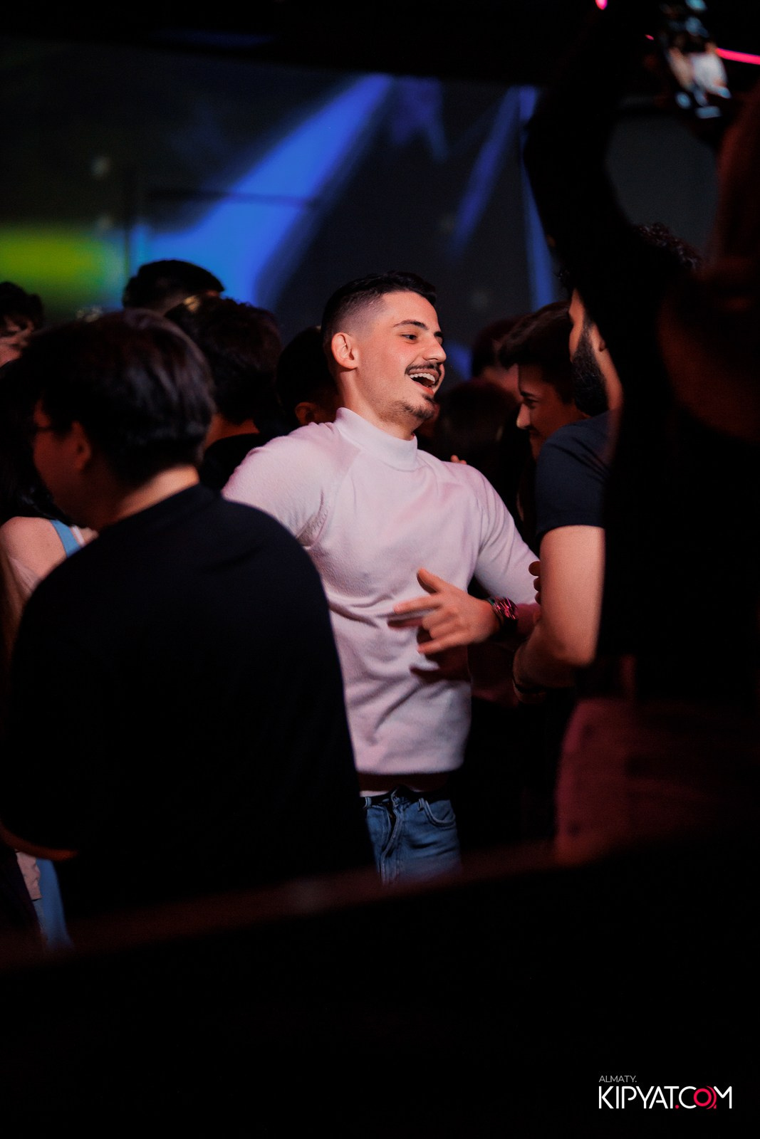 EVENT BAR. КИПЯТКОМ АЛМАТЫ!