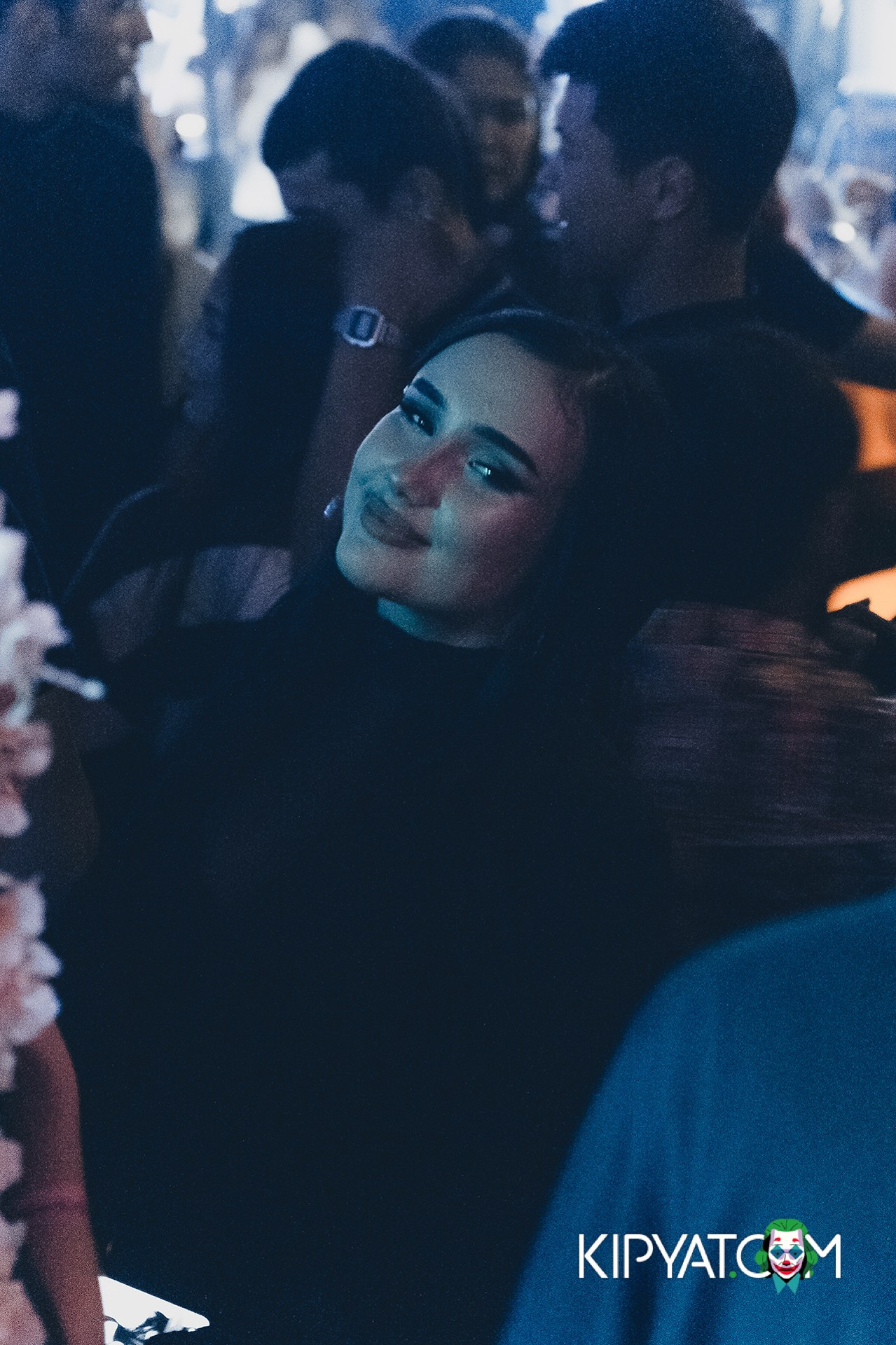 UYAT EMES BAR. КИПЯТКОМ АЛМАТЫ!