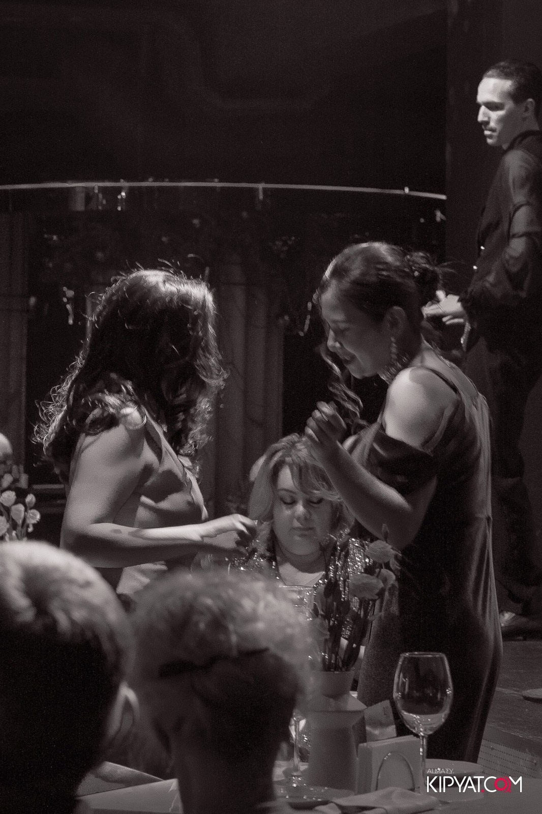 QUEEN. КИПЯТКОМ АЛМАТЫ!