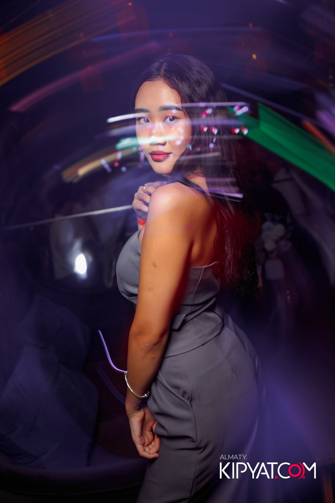 UYAT EMES BAR. КИПЯТКОМ АЛМАТЫ!