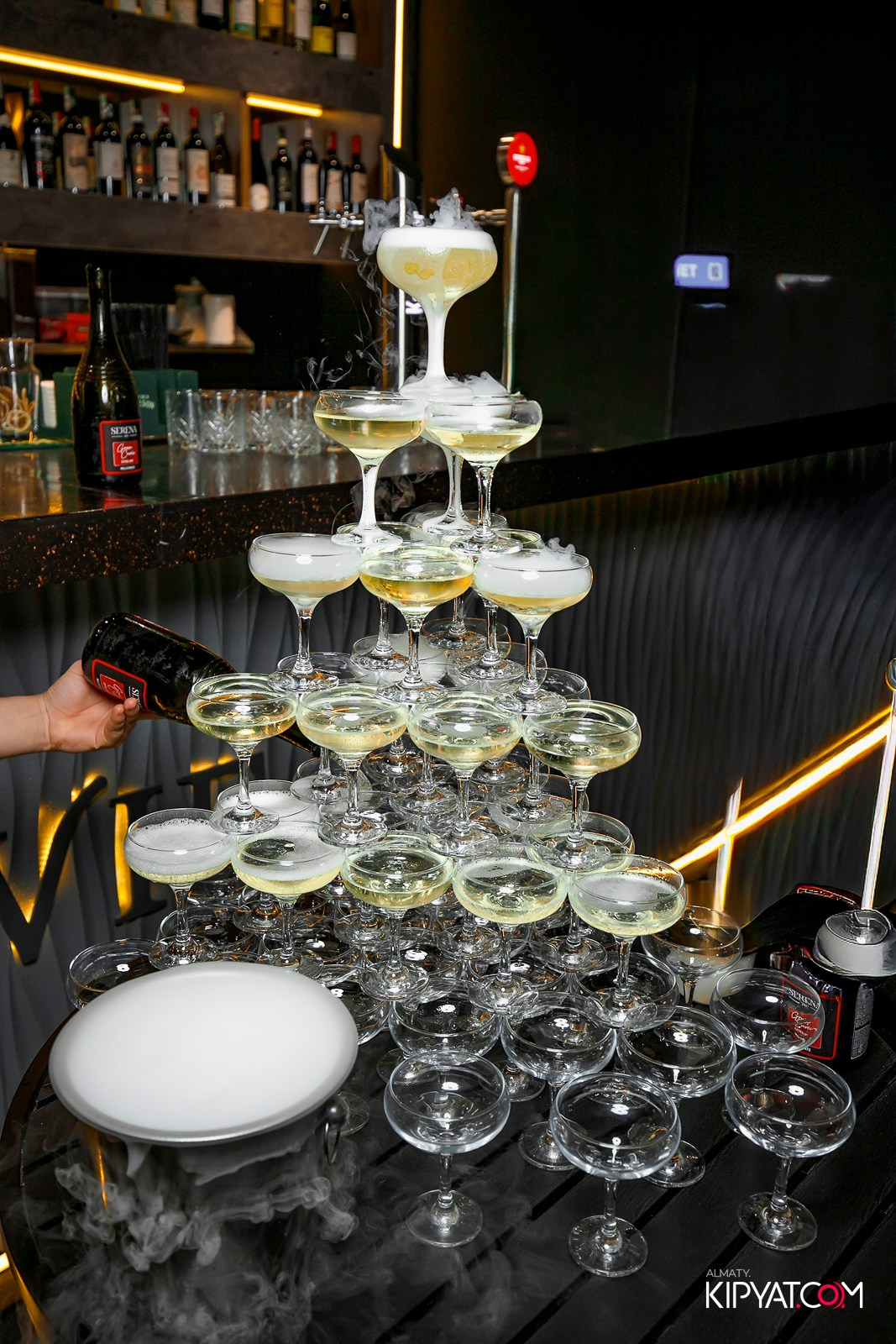 ОФИЦИАЛЬНОЕ ОТКРЫТИЕ KARAOKE LOUNGE BAR MONAVIE. КИПЯТКОМ АЛМАТЫ! Фотосъемка мероприятий в Алматы