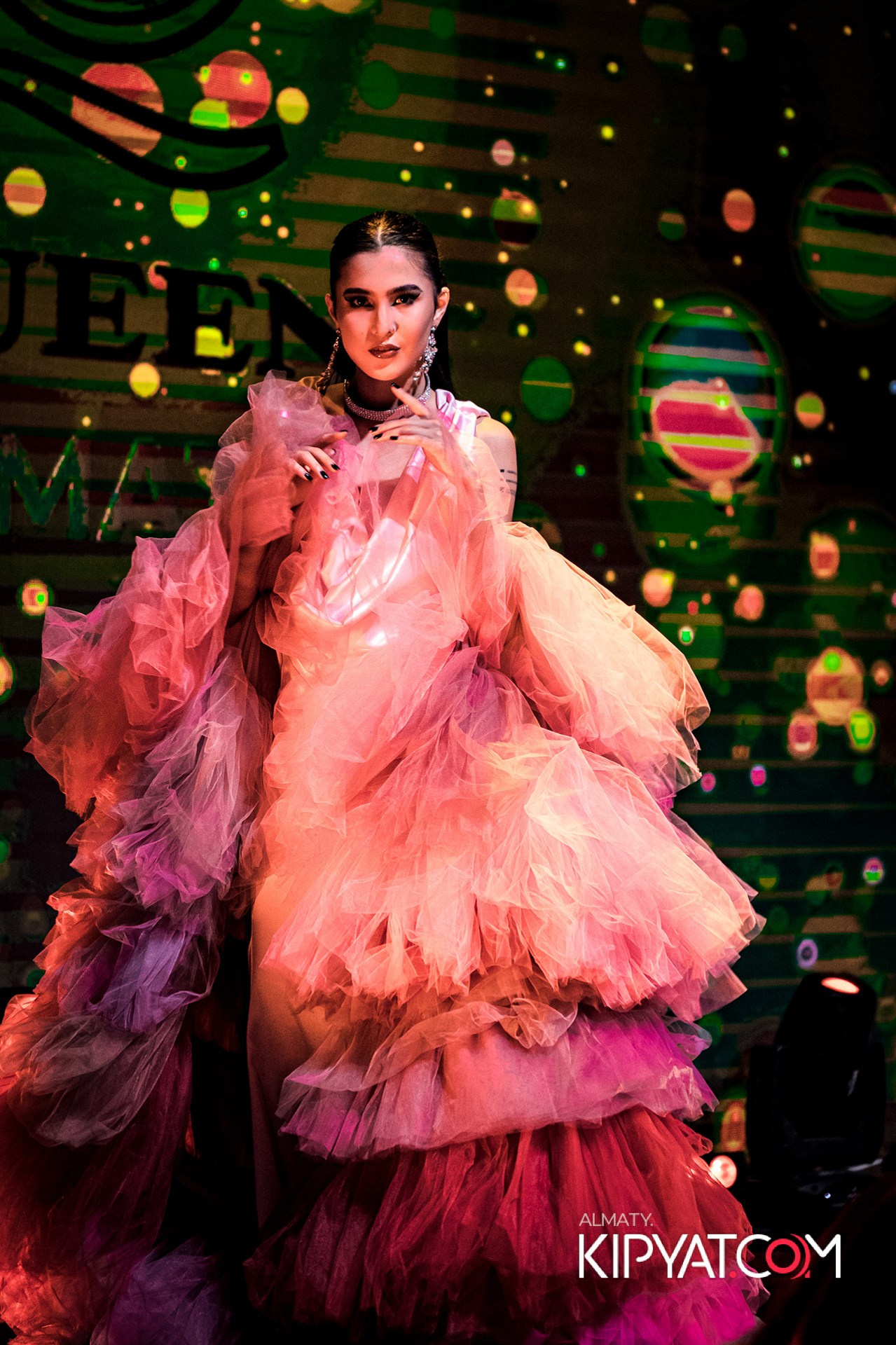 QUEEN. КИПЯТКОМ АЛМАТЫ!