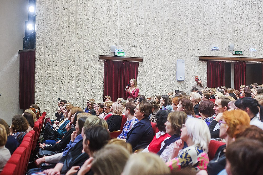 Стендап Ольги Савельевой «Всё обязательно наладится». Детский и семейный фотограф, фотограф мероприятий Нижний Новгород