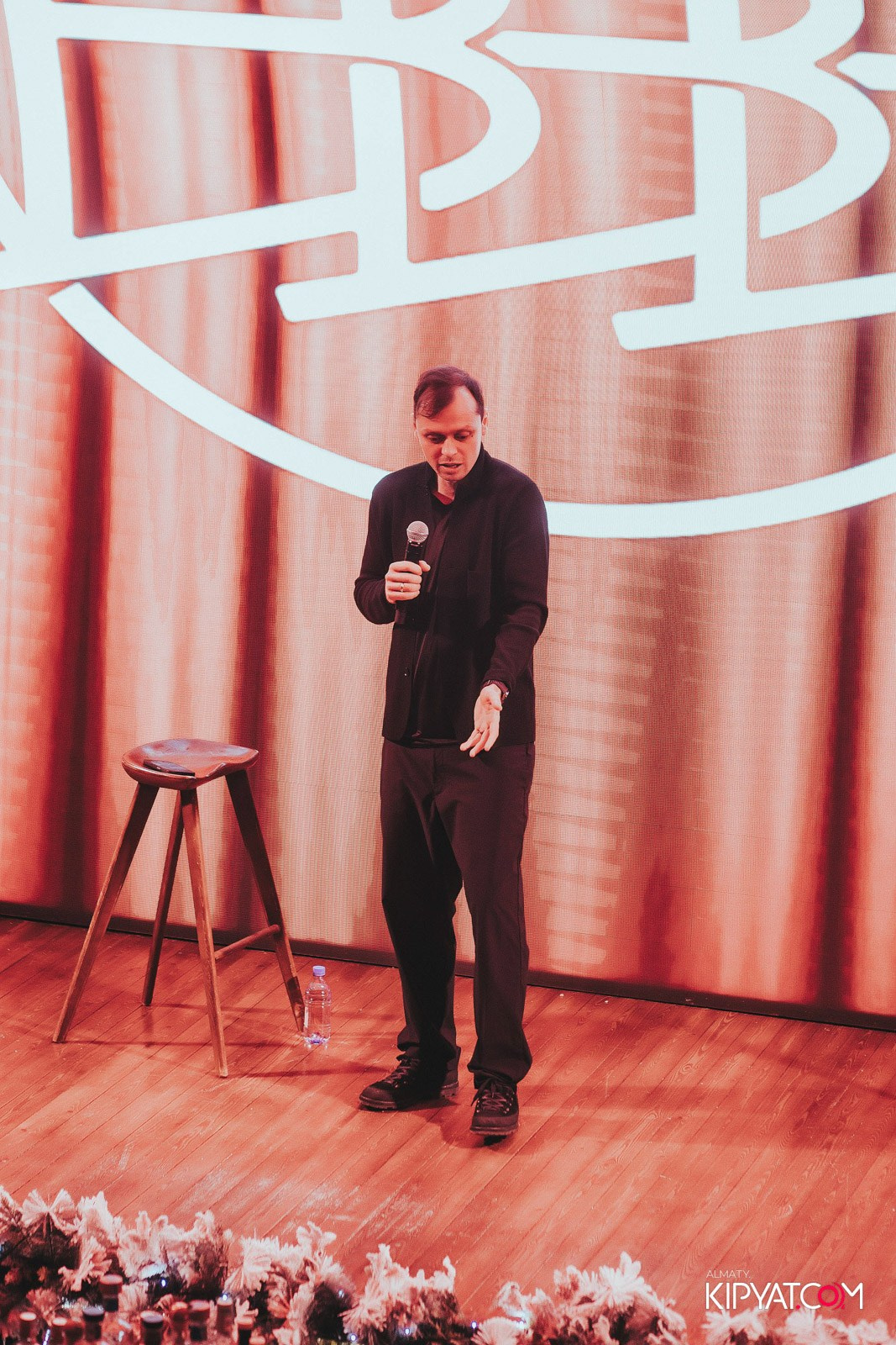 BLA BLA BAR. КИПЯТКОМ АЛМАТЫ!