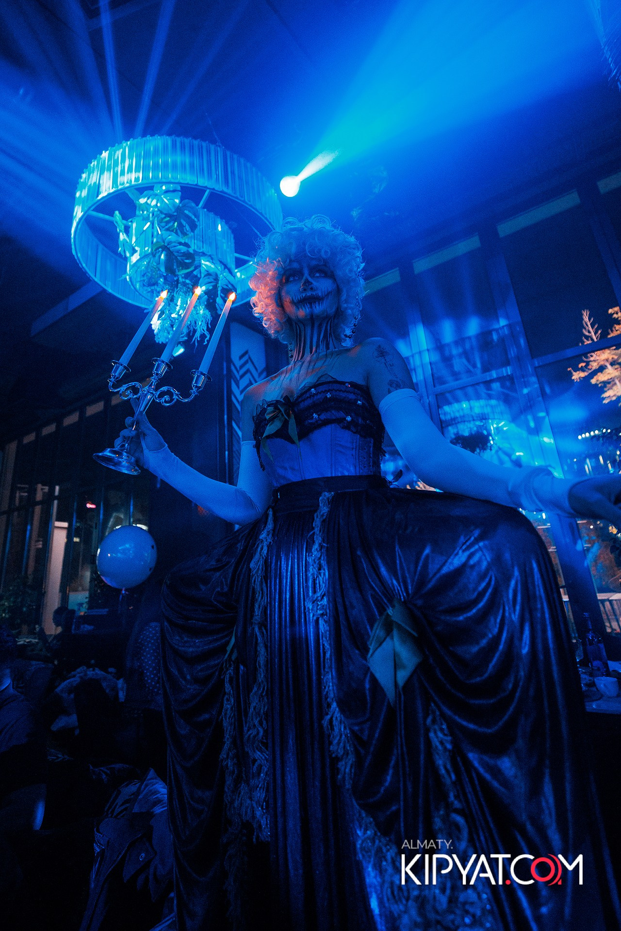 FRIENDS BAR & TERRACE. КИПЯТКОМ АЛМАТЫ! Фотосъемка мероприятий в Алматы