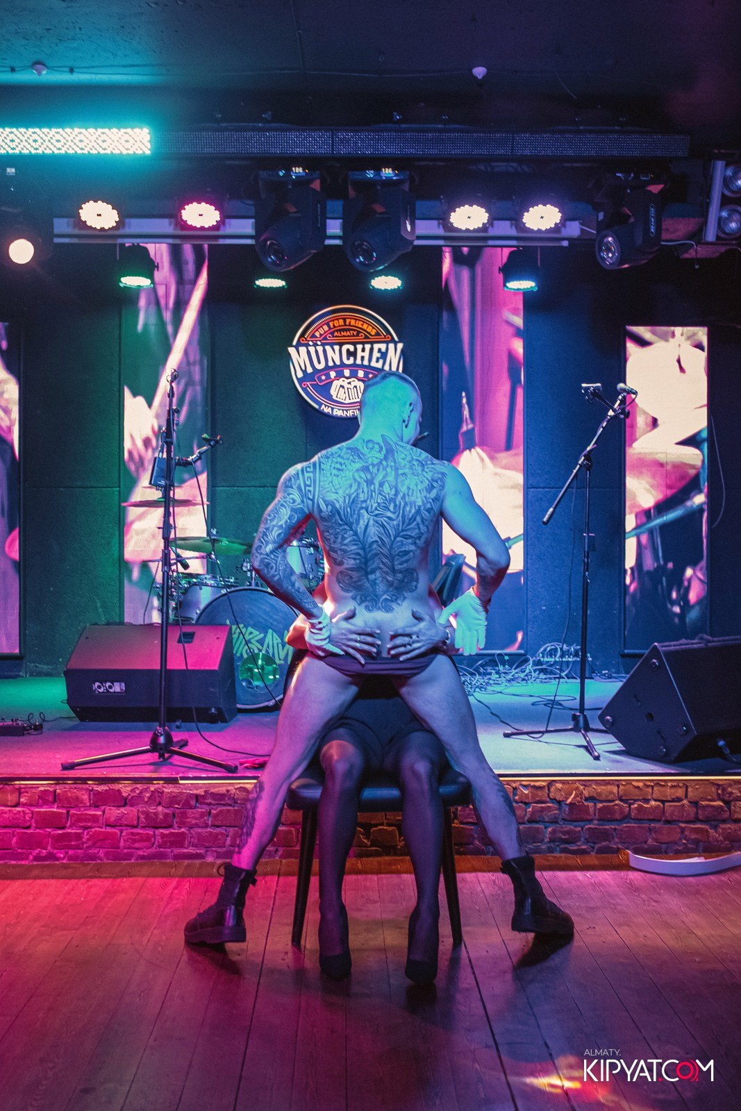 MUNCHEN PUB NA PANFILOVA. КИПЯТКОМ АЛМАТЫ!