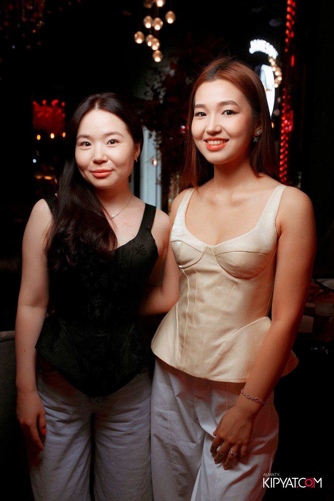 FRIENDS BAR & TERRACE. КИПЯТКОМ АЛМАТЫ! Фотосъемка мероприятий в Алматы