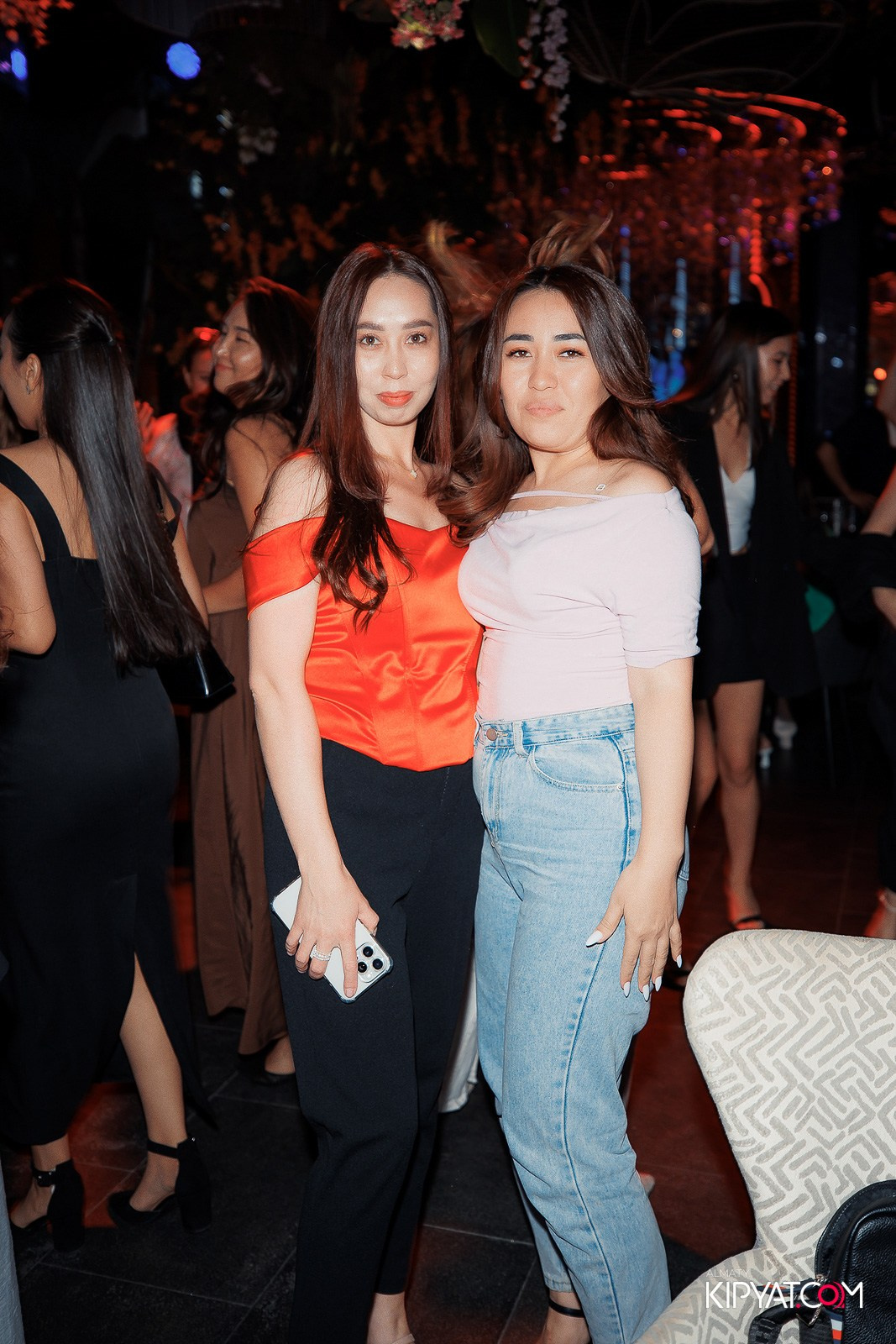 FRIENDS BAR & TERRACE. КИПЯТКОМ АЛМАТЫ!