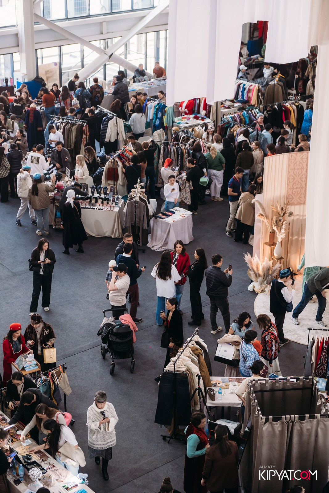 ETHNO POP-UP STORE NAURYZ B SADU ARENA. КИПЯТКОМ АЛМАТЫ!