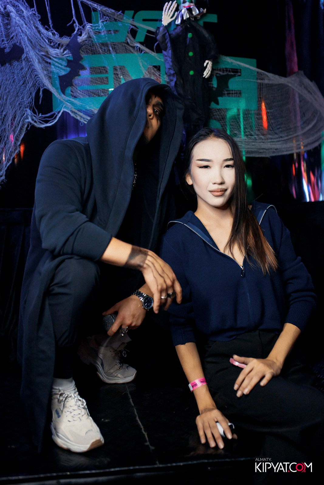 UYAT EMES BAR. КИПЯТКОМ АЛМАТЫ!