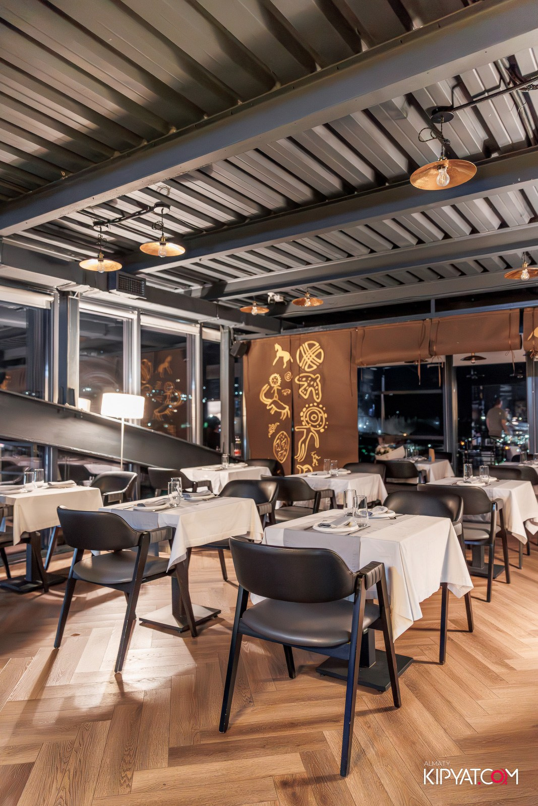 ВЫСТУПЛЕНИЕ DJ SUNQAR DJ BONI В SUNQAR BAR & RESTAURANT. КИПЯТКОМ АЛМАТЫ!