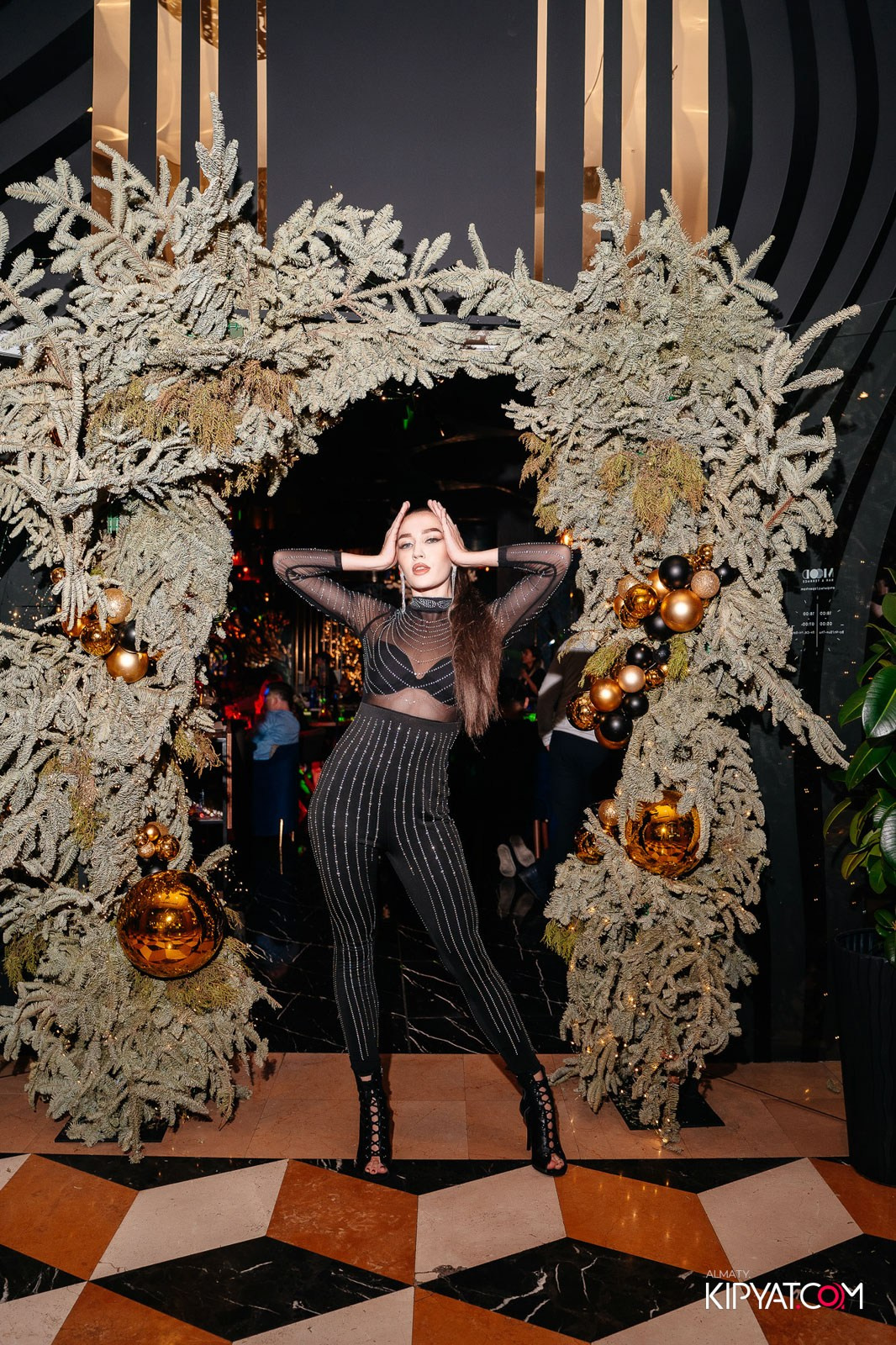 MOOD KARAOKE & TERRACE. КИПЯТКОМ АЛМАТЫ!