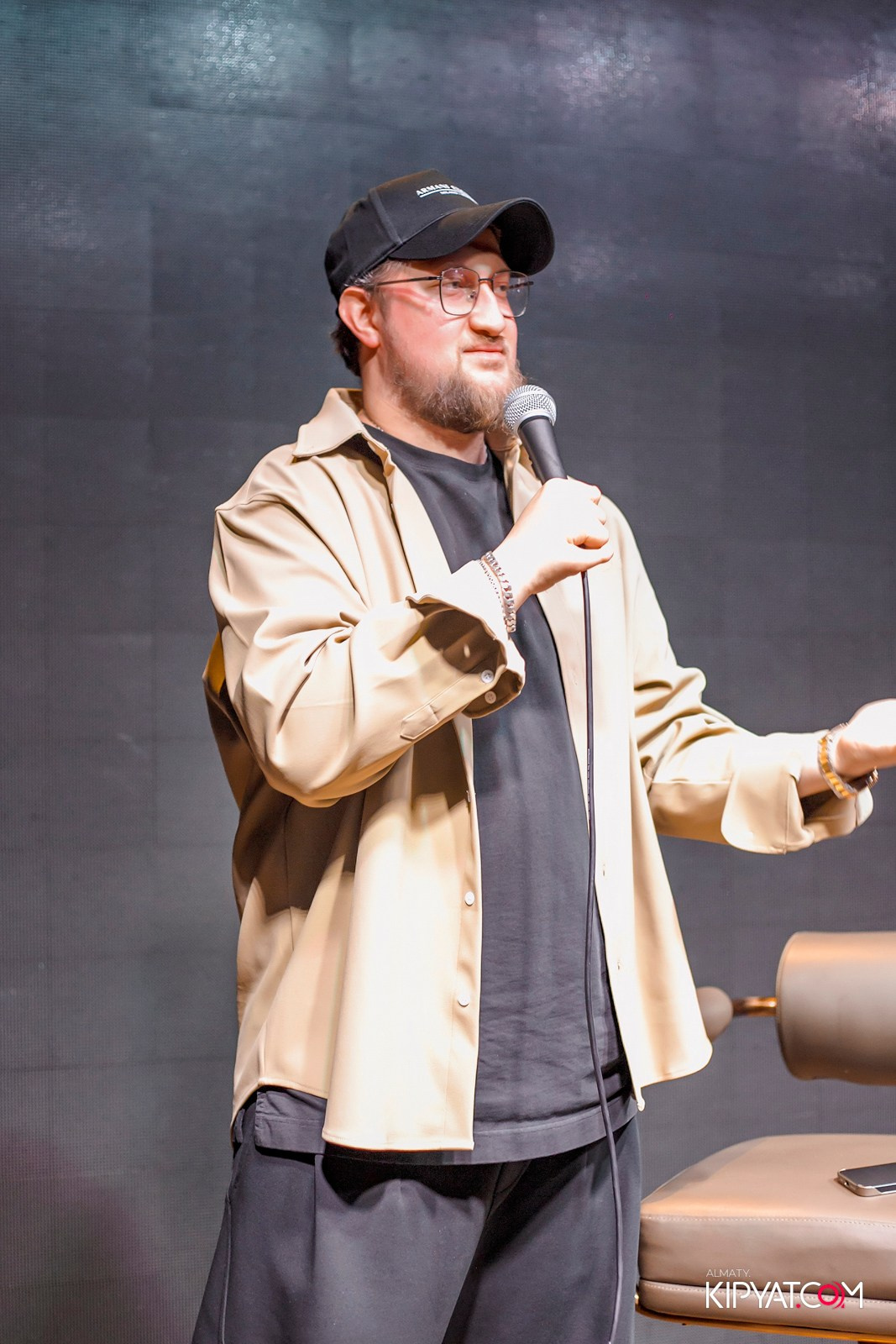 STAND UP КОНЦЕРТ АЛЕКСАНДРА МЕРКУЛЬ. КИПЯТКОМ АЛМАТЫ! Фотосъемка мероприятий в Алматы