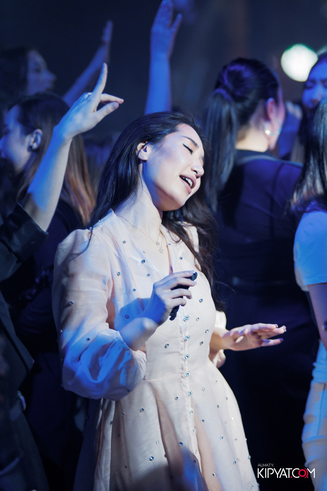 FRIENDS BAR & TERRACE. КИПЯТКОМ АЛМАТЫ!