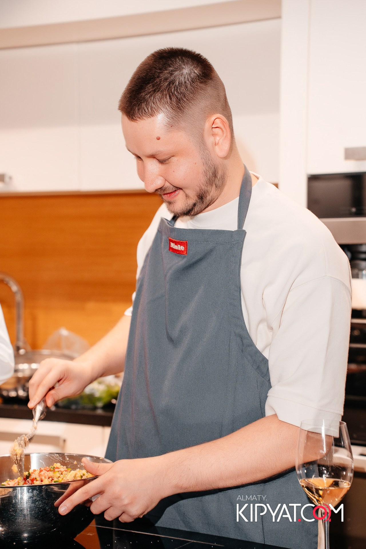 MIELE. КИПЯТКОМ АЛМАТЫ!