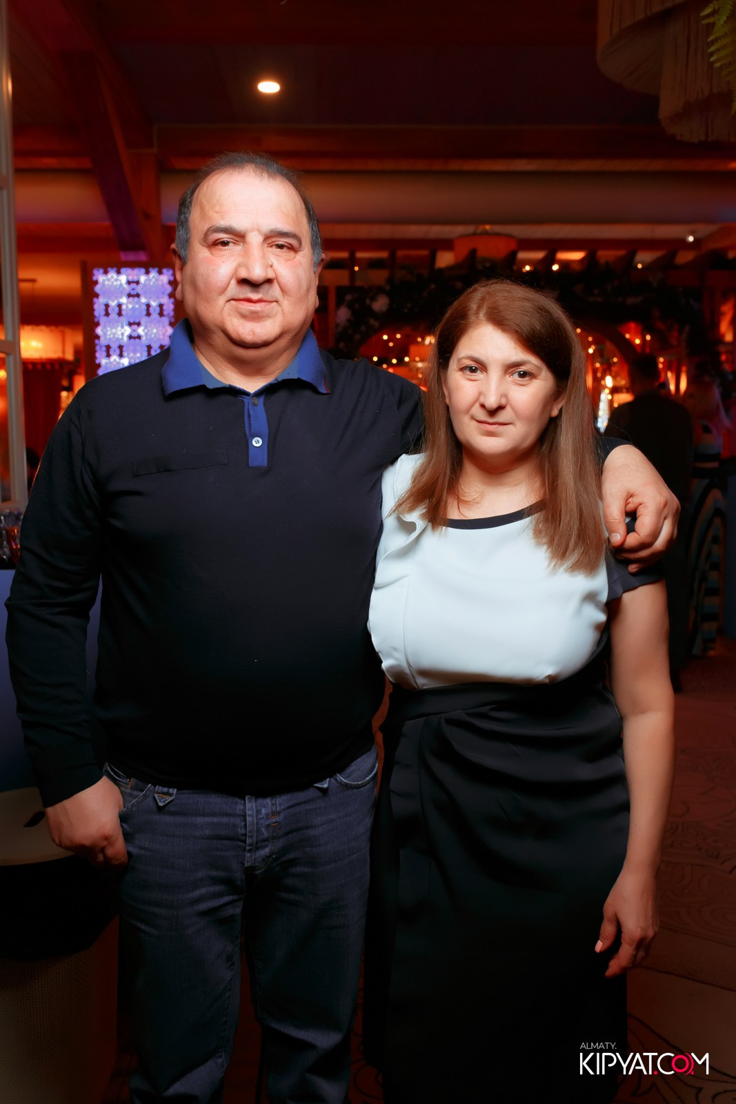 ГРУЗИНСКИЙ ДВОР НА КАБАНБАЙ БАТЫРА. КИПЯТКОМ АЛМАТЫ!