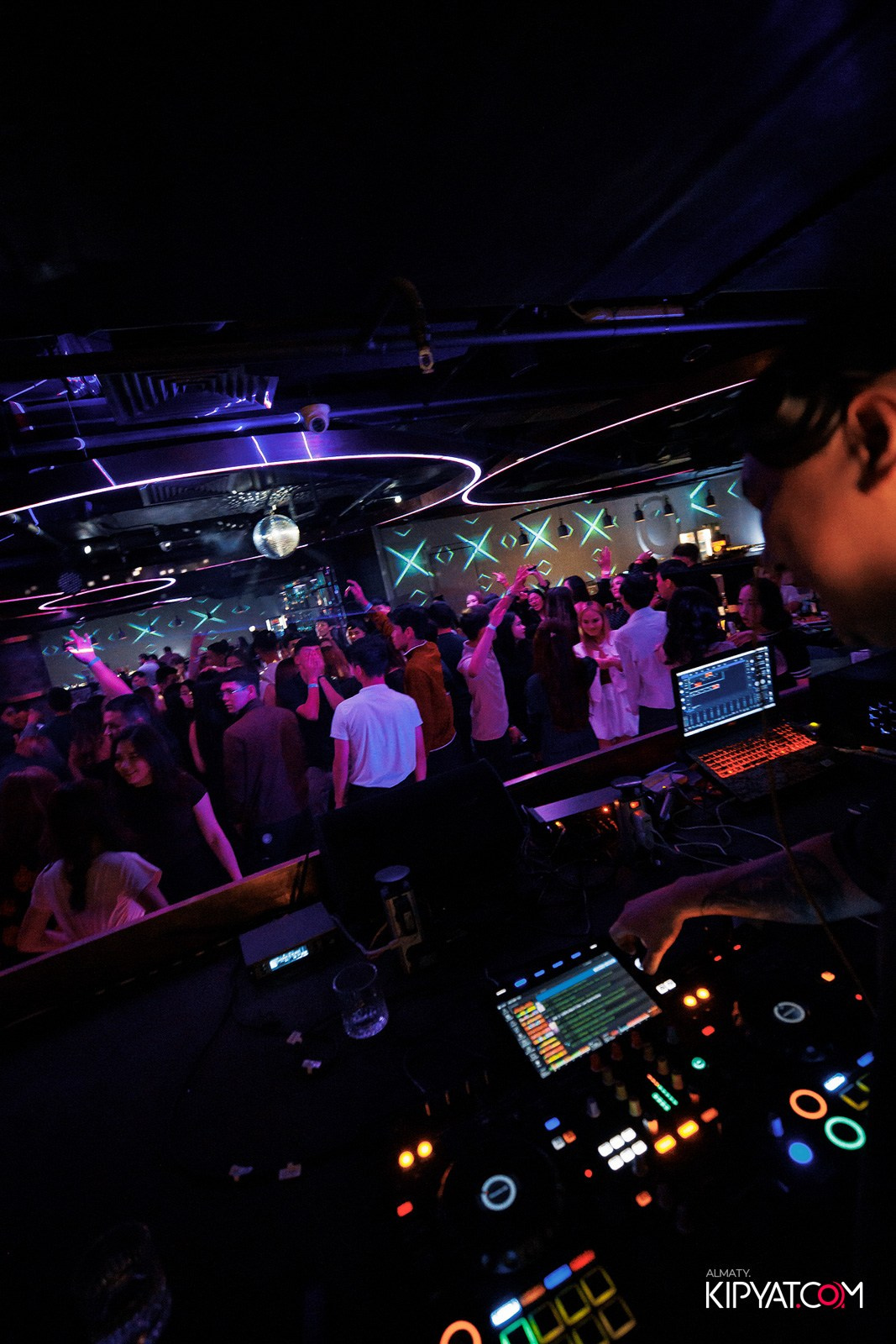 EVENT BAR. КИПЯТКОМ АЛМАТЫ!