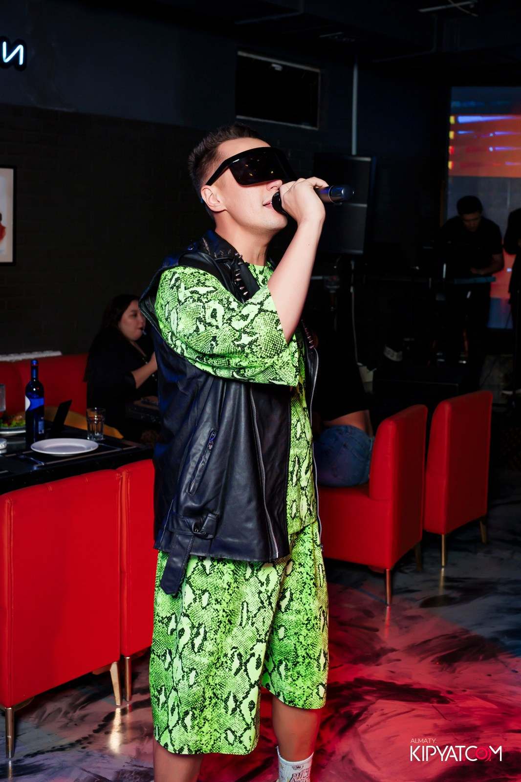 КАРАОКЕ DOREMI. КИПЯТКОМ АЛМАТЫ!