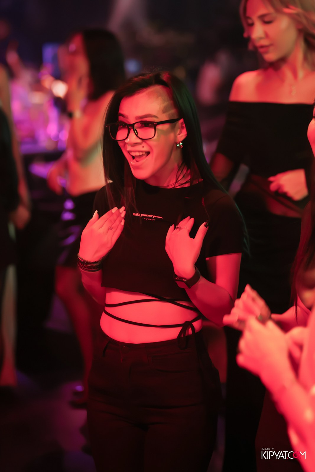 FRIENDS BAR & TERRACE. КИПЯТКОМ АЛМАТЫ!