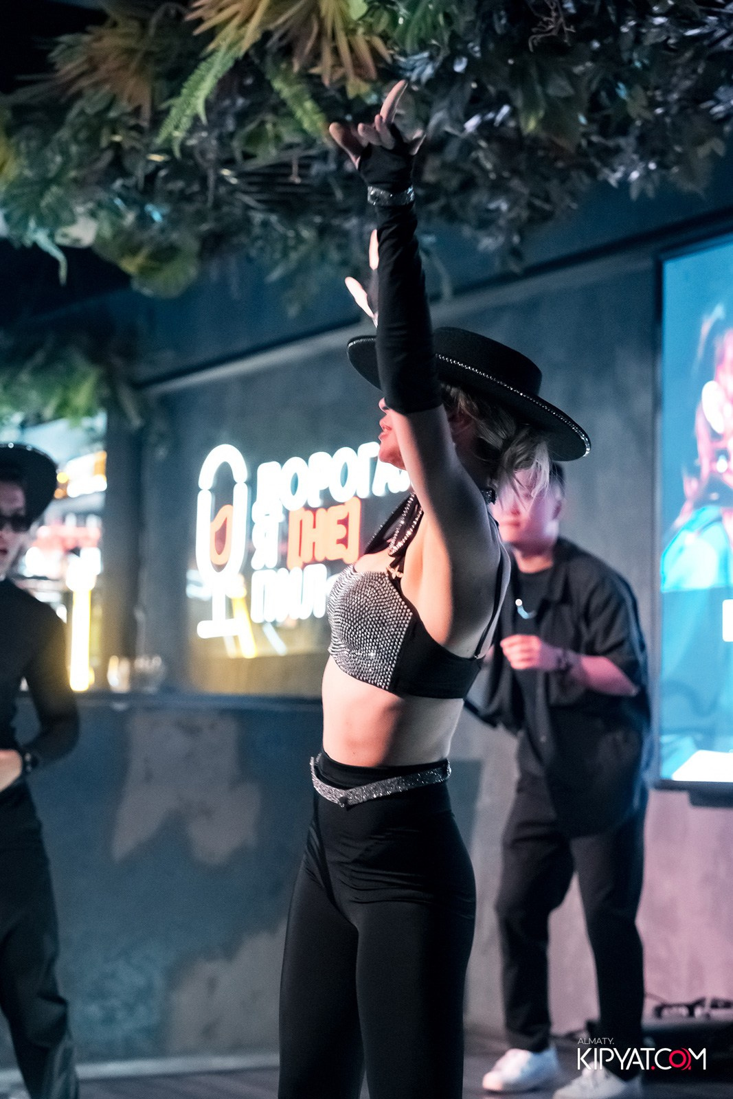 ДОРОГАЯ, Я НЕ ПИЛ. КИПЯТКОМ АЛМАТЫ!