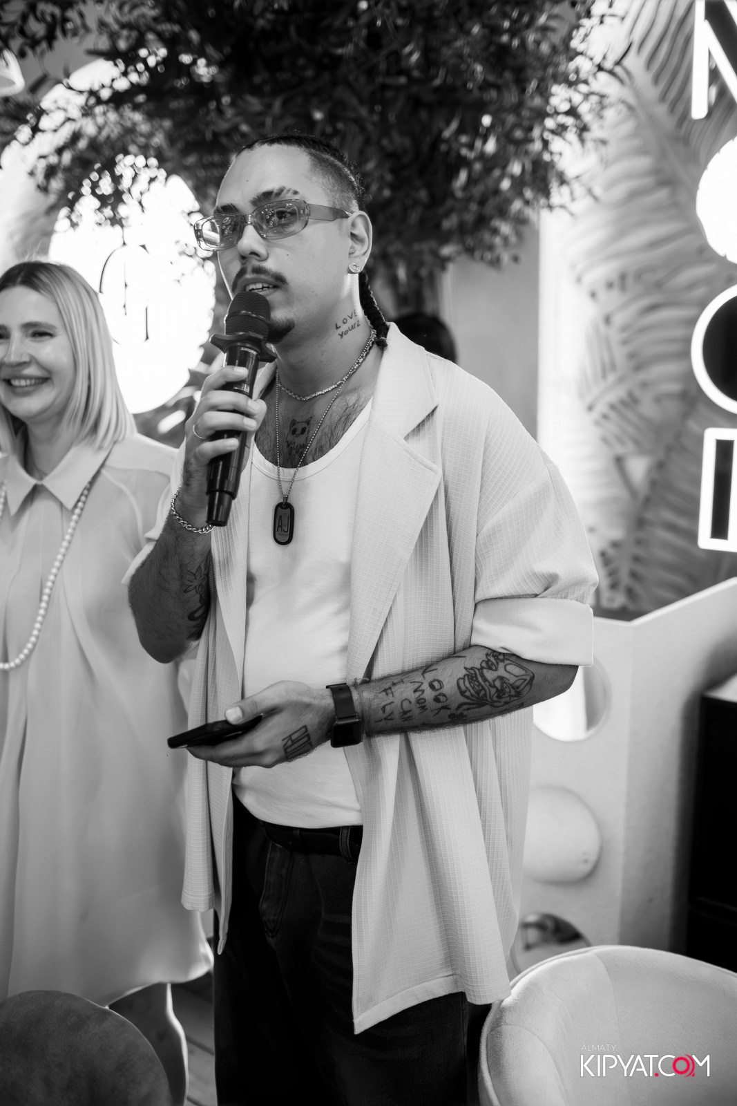 MOOD KARAOKE & TERRACE. КИПЯТКОМ АЛМАТЫ!