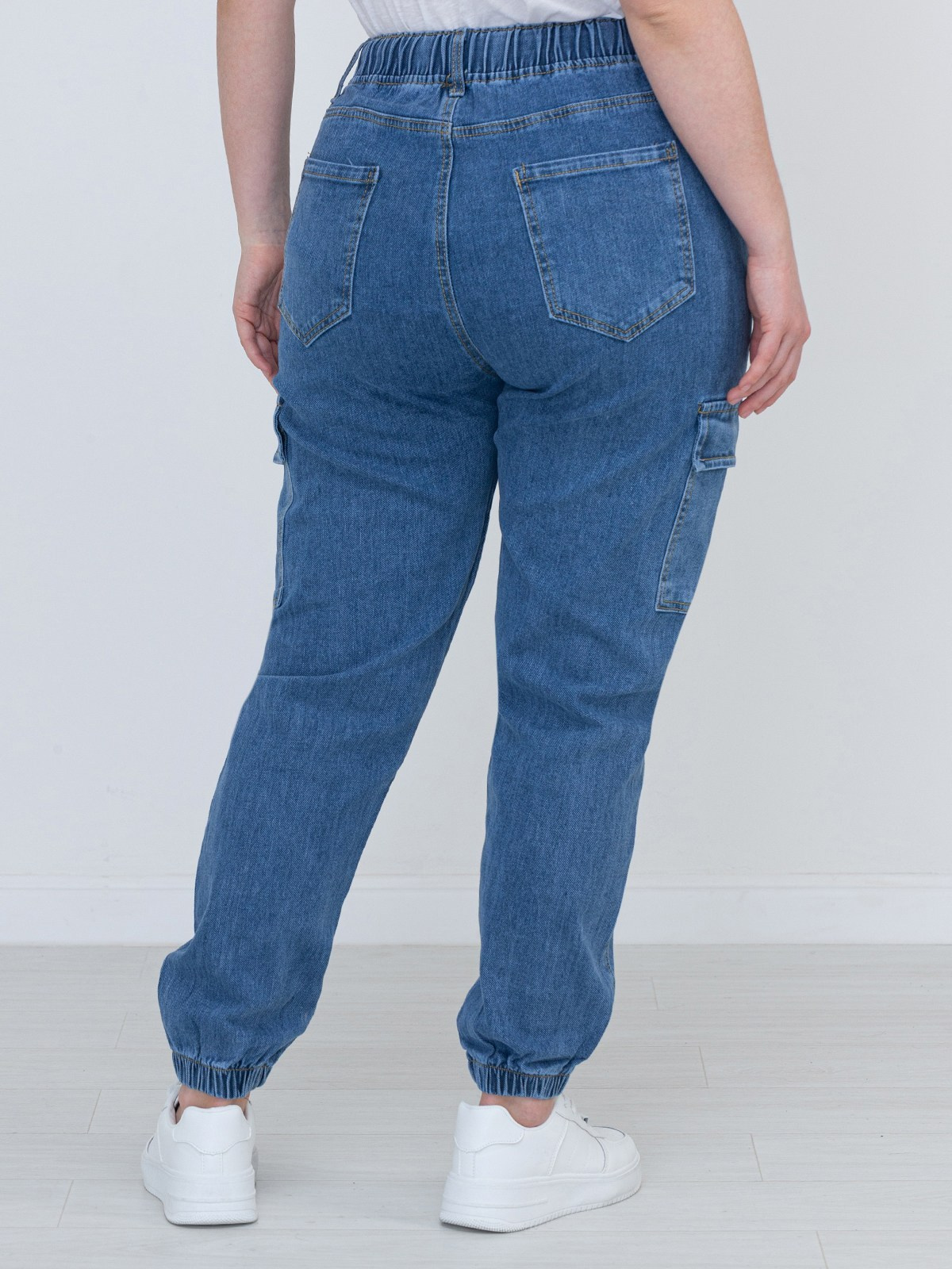 Фотосъёмка одежды для маркетплейсов. Сборные фотосъёмки в Москве. фотосессии одежды.фотограф