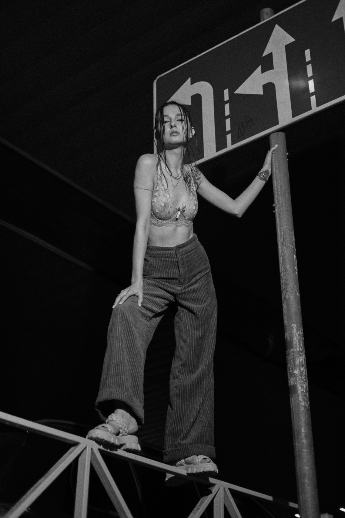 Уличная мода Краснодар 2021, фотография от Аксенова Алек. Бизнес, мужской фотограф в Краснодаре | Аксёнов Алексей Владимирович