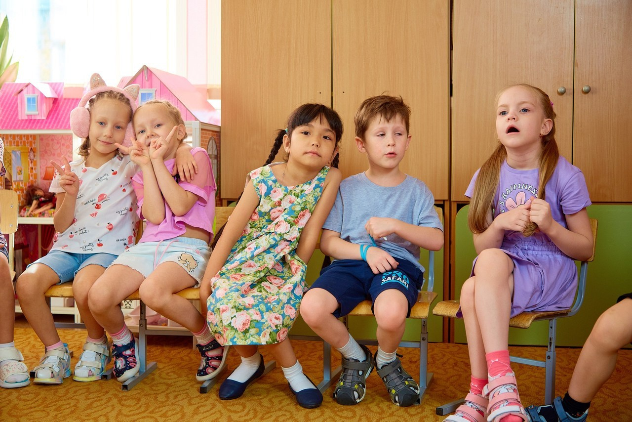 Отзывы о работе фотографа для школы и детского сада в Новосибирске. Выпускной альбом Новосибирск