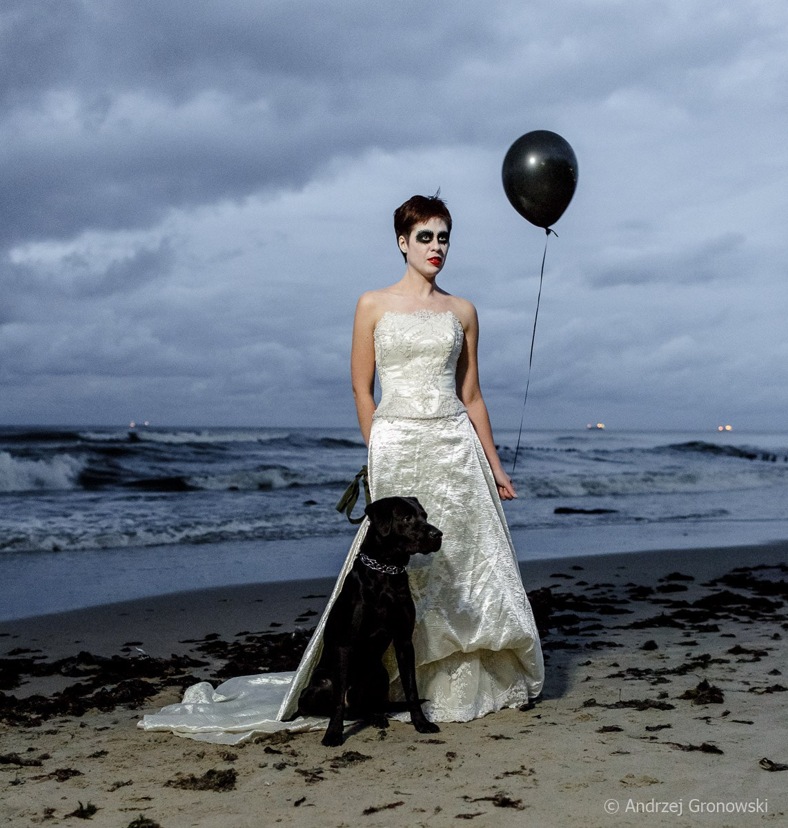 Regina. A. Gronowski — Portrait female photographer in Kaliningrad | Portraits, Nude