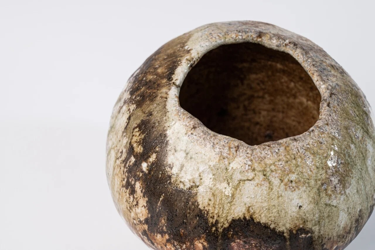 Ваза «Чувство» мини. Арт-керамика Катерины Жизневской