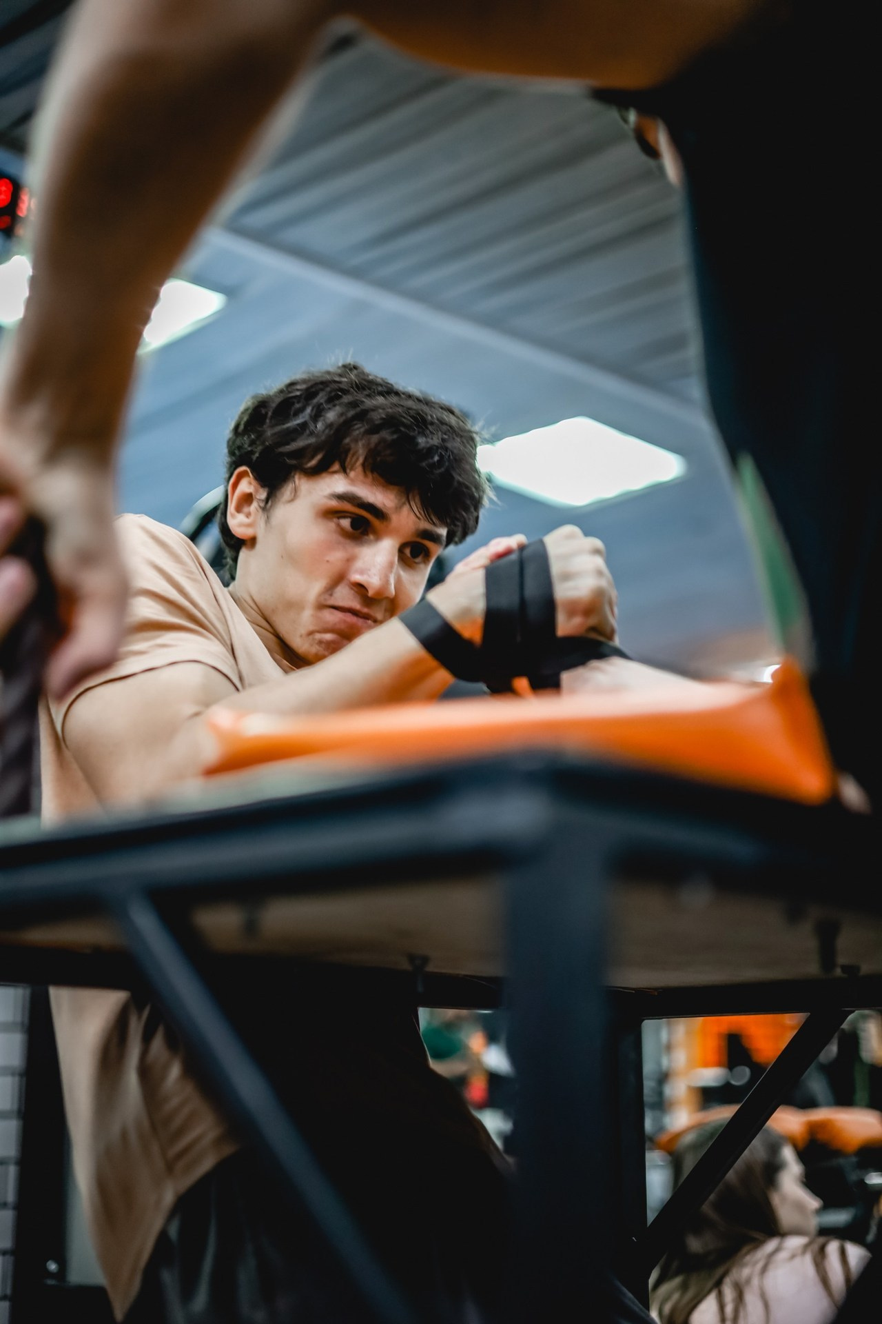 Фото бизнес реклама в Симферополе — фотограф Виктор Загурский. Фотограф в Крыму — Виктор Загурский