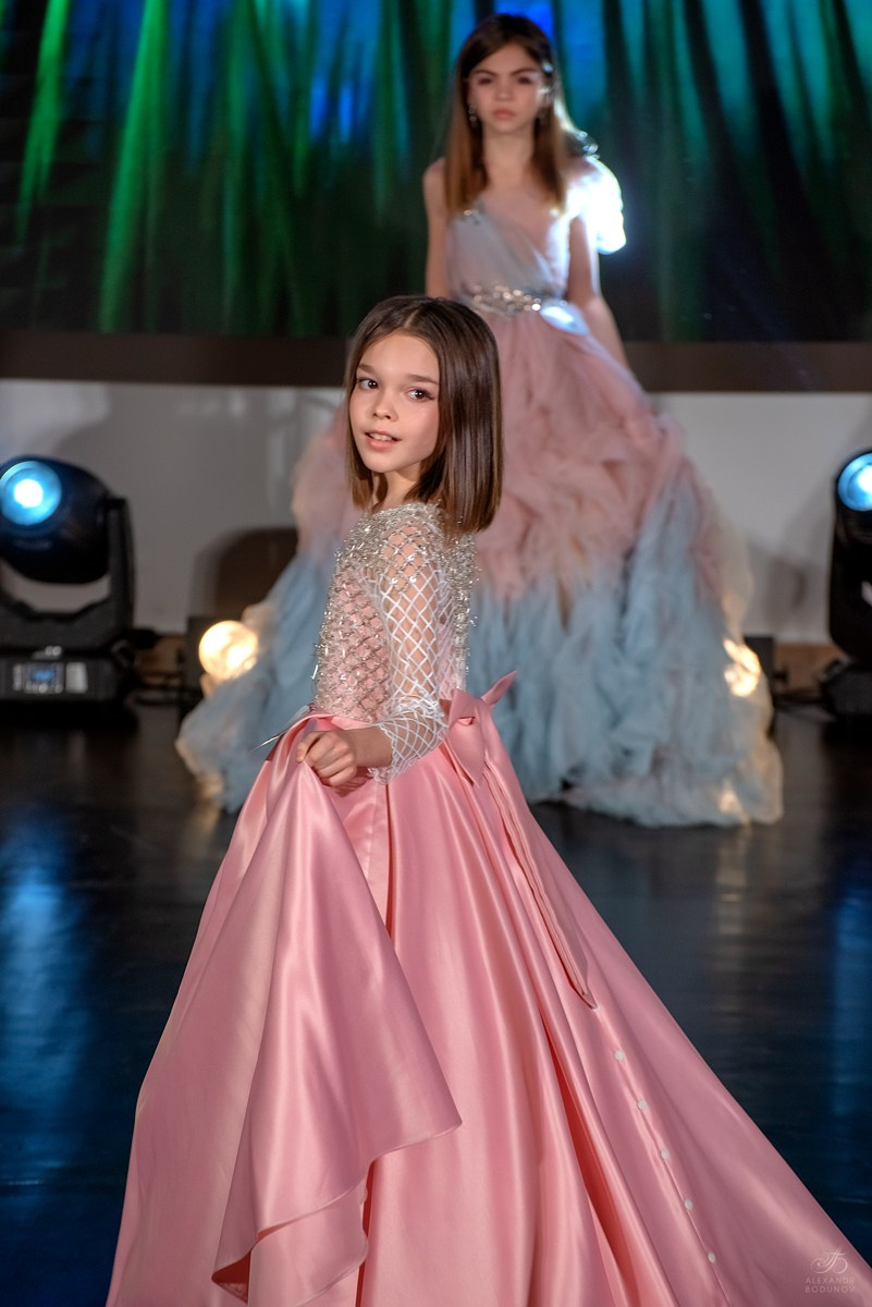 GrandFashionShow2024. Семейный и коммерческий фотограф в Сочи Александр Бодунов