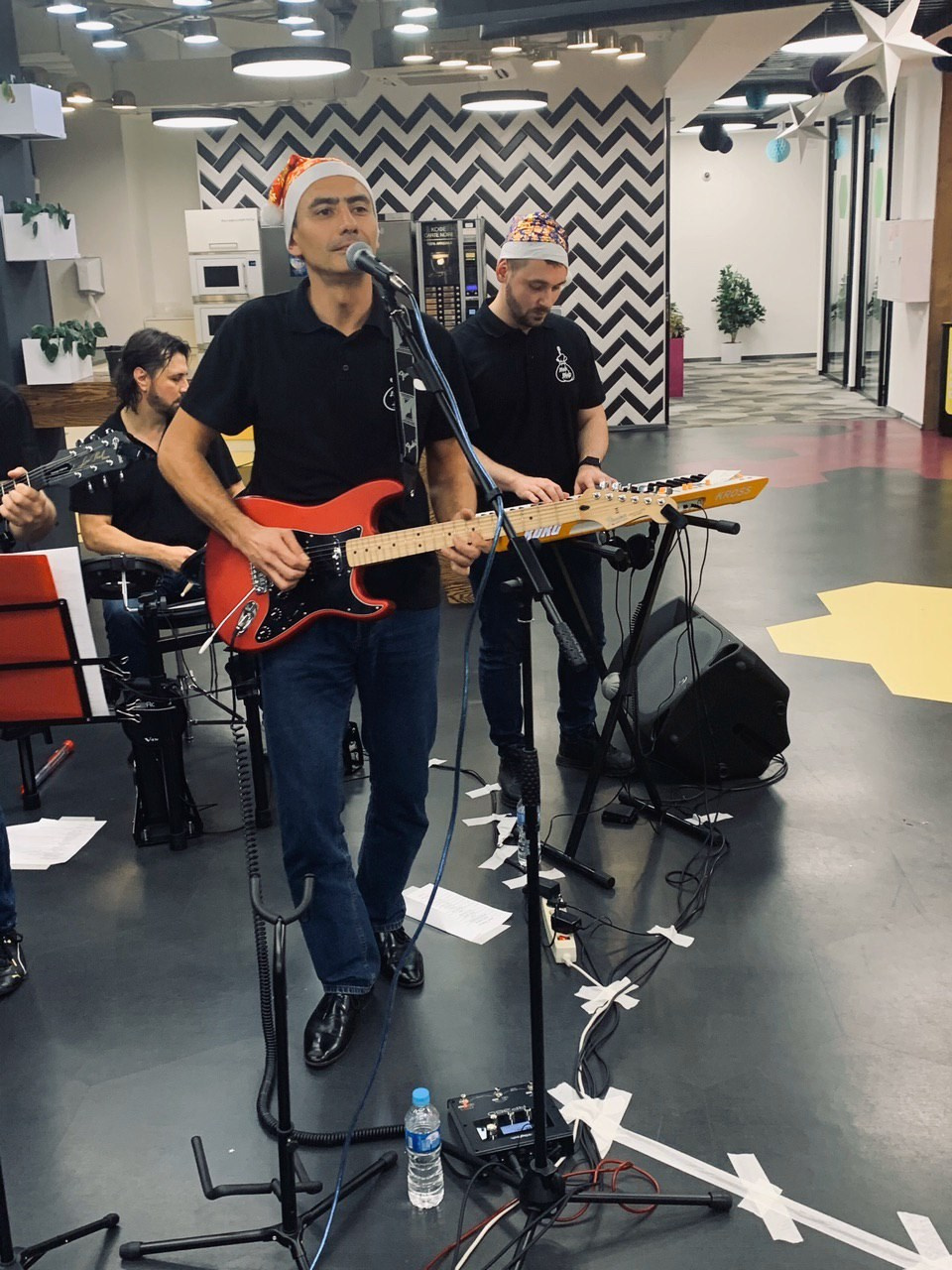 Тверь 24.12.2019. Московская кавер-группа BankBand