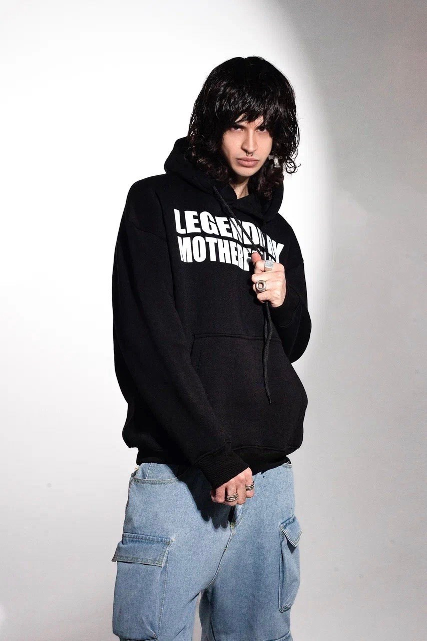 Егор — Е. ТМ Продакшн — Съемка для маркетплейсов в Москве