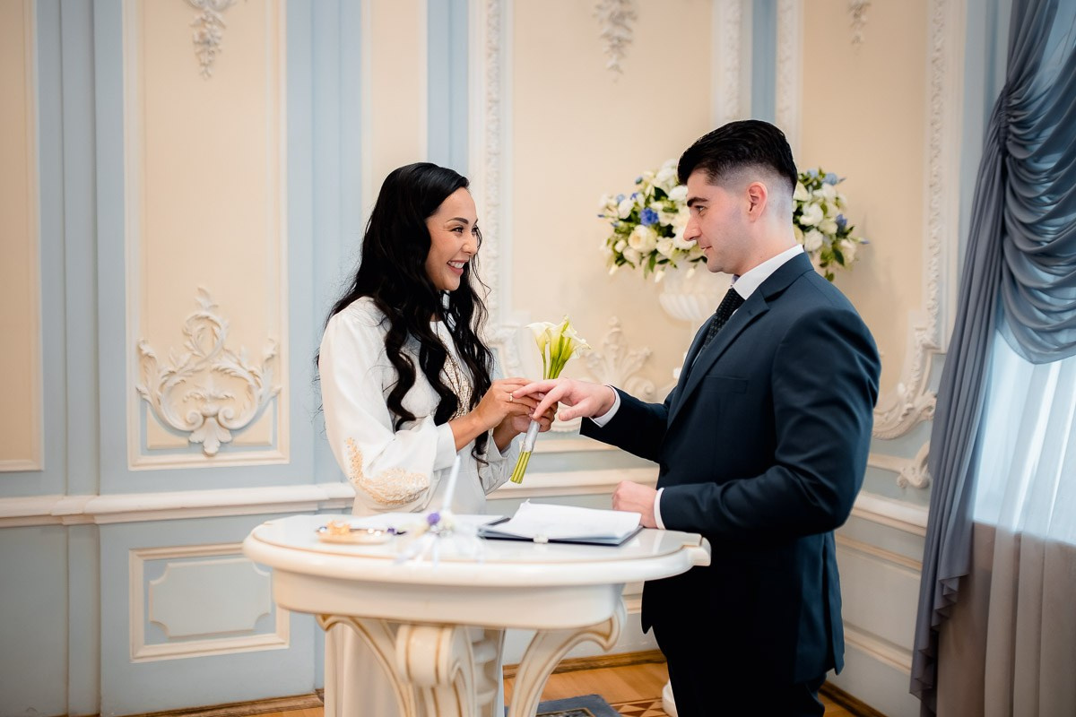 Фотосъёмка в ЗАГСе. Свадебный фотограф в Санкт-Петербурге Антон Владимиров