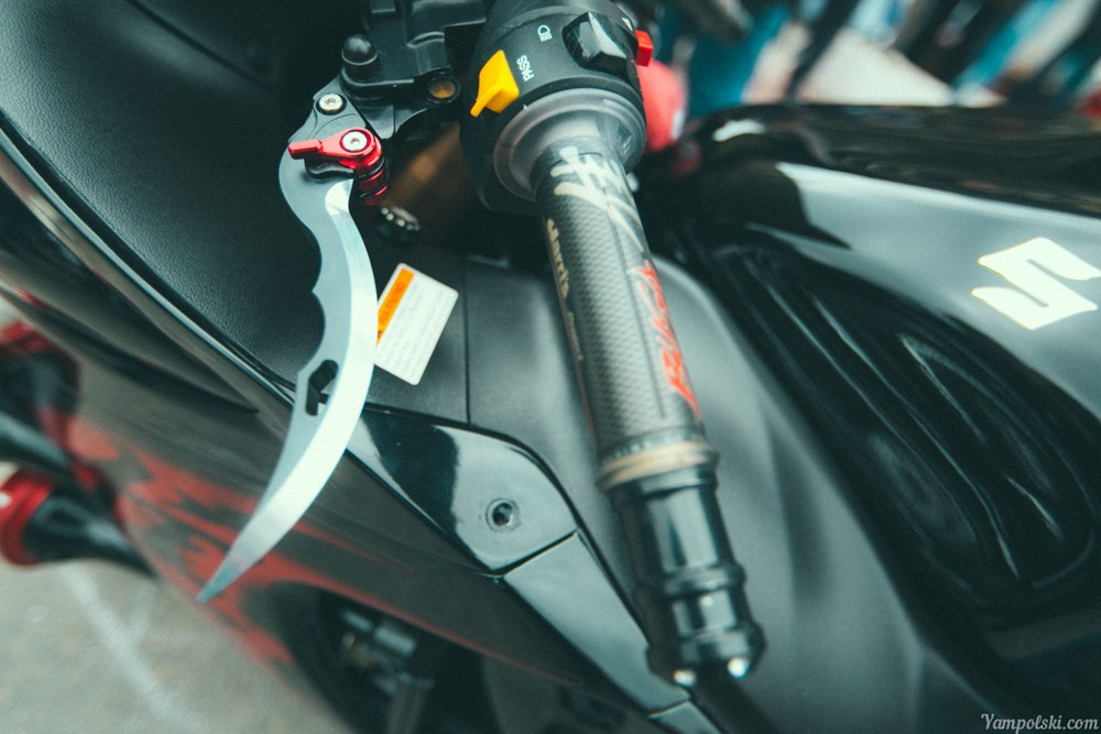 Авто. Фотограф Александр Ямпольский