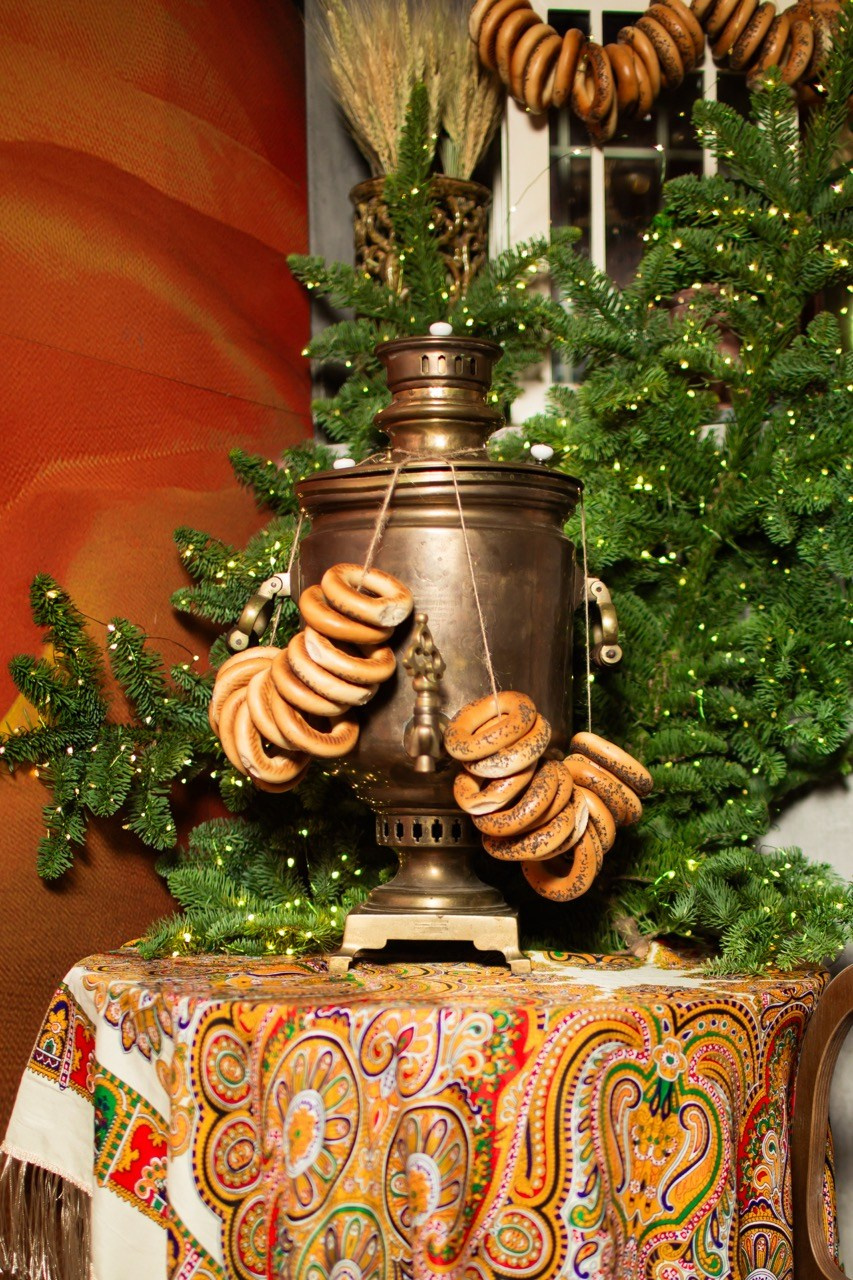 LЮSTRA bar 10.12.2025. Московская кавер-группа BankBand