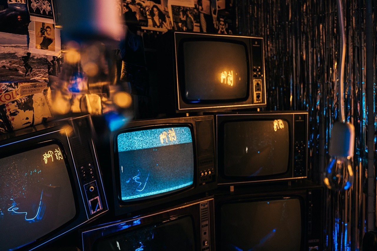 АРТ-ПРОСПЕКТ (зал «Чёртов День Святого Валентина»). Семейный и свадебный фотограф в Воронеже Майя Добровольская