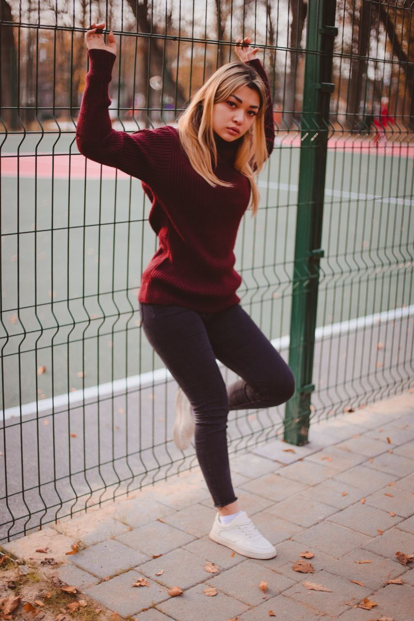 Фотосессия Карины осенью. Выпускные альбомы в Серпухове