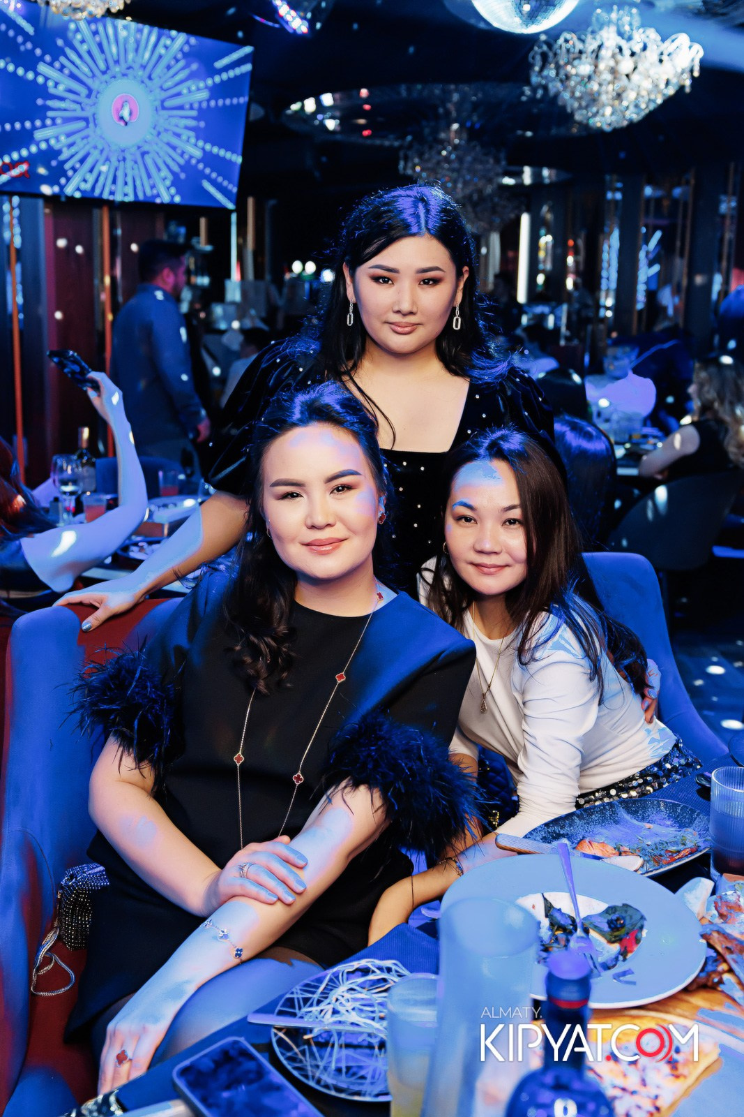 ЗАЯ, НА БИС. КИПЯТКОМ АЛМАТЫ!